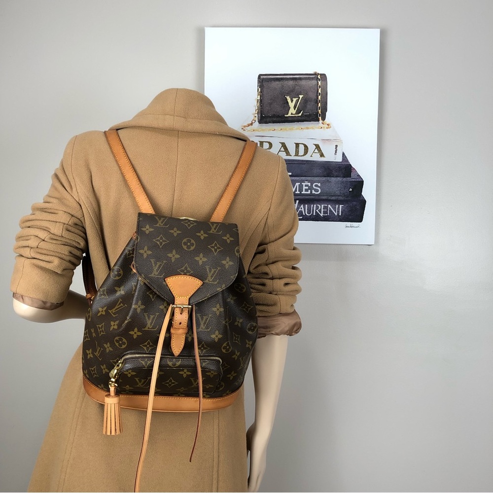 🚫SOLD🚫Louis Vuitton MONTSOURIS MM